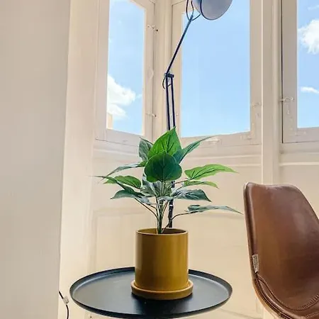 Daire Maltese 2 With Traditional Balcony By Solea *