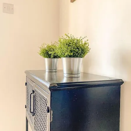 Daire Maltese 2 With Traditional Balcony By Solea