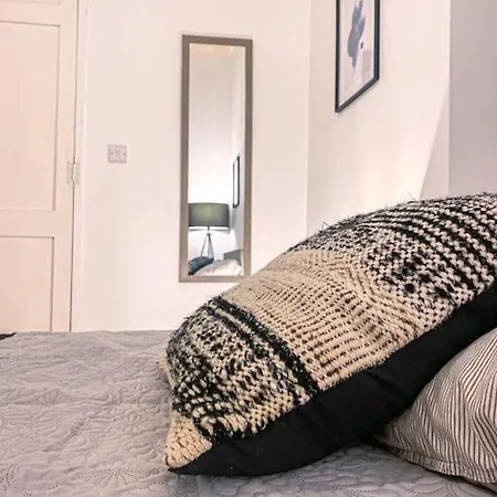 Maltese 2 With Traditional Balcony By Solea * Sliema