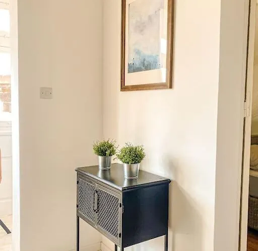 Maltese 2 With Traditional Balcony By Solea * 斯利马