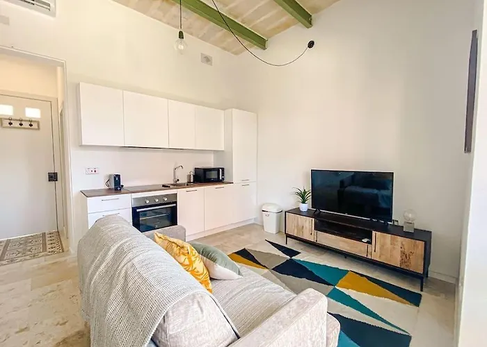 Apartment Maltese 2 With Traditional Balcony By Solea *