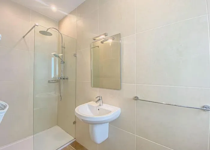 Maltese 2 With Traditional Balcony By Solea 公寓 斯利马